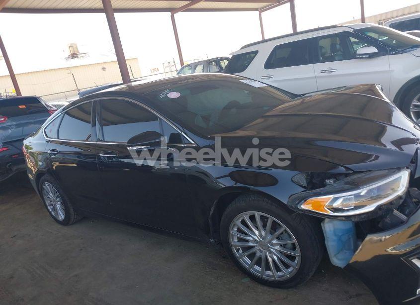 Photo 13 of 2020 Ford Fusion HYBRID TITANIUM (VIN 3FA6P0RU8LR141324)