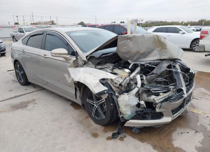 2016 Ford Fusion HYBRID TITANIUM (VIN 3FA6P0RU9GR143203) main photo