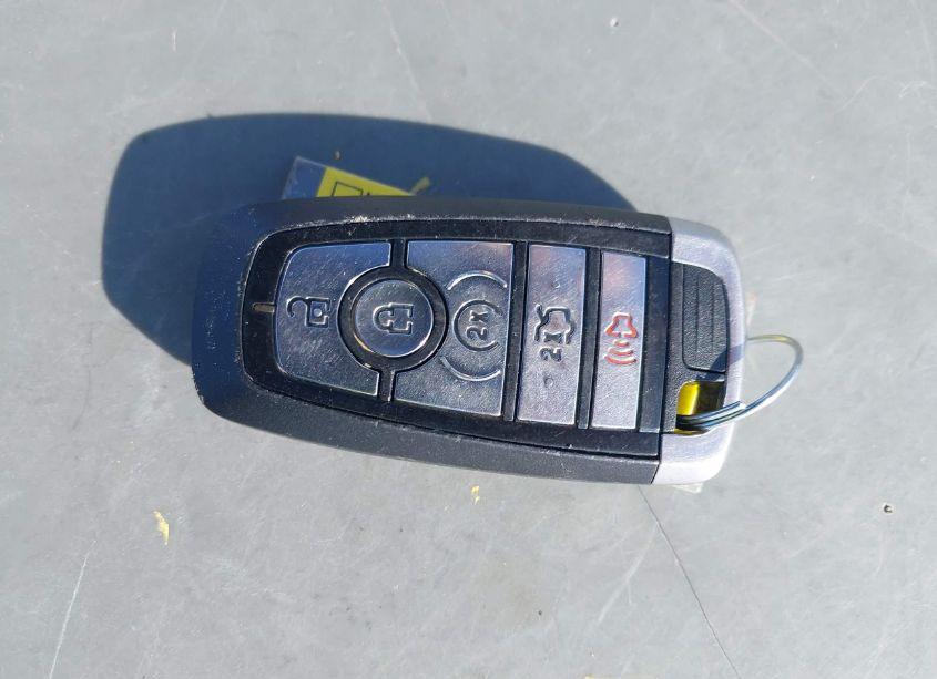 Photo 11 of 2018 Ford Fusion HYBRID TITANIUM (VIN 3FA6P0RU9JR120754)