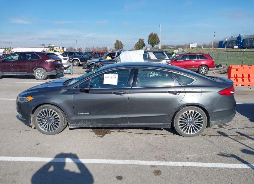 Photo 14 of 2018 Ford Fusion HYBRID TITANIUM (VIN 3FA6P0RU9JR120754)