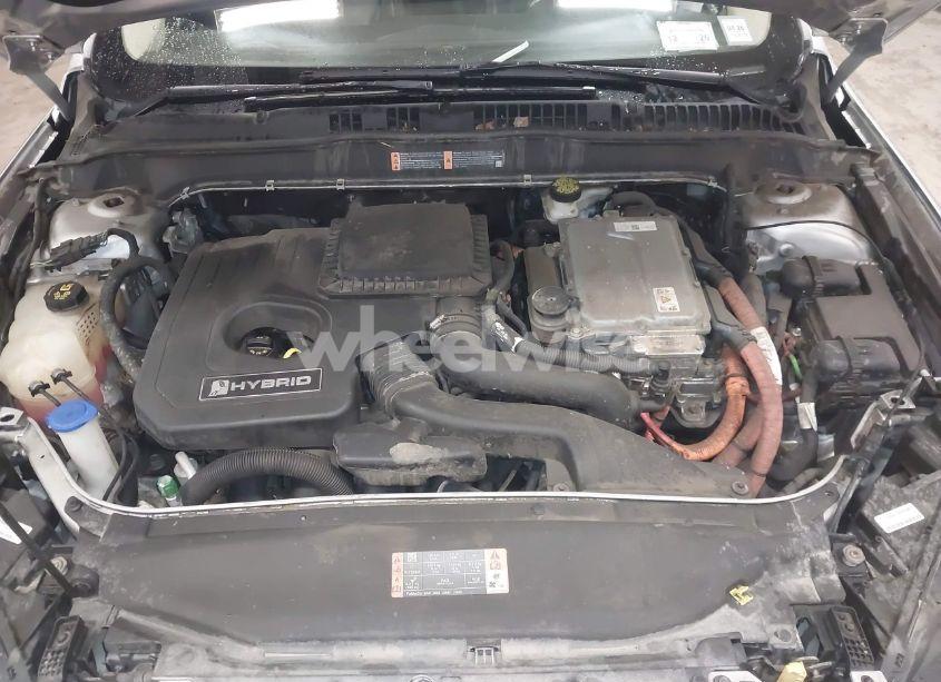 Photo 10 of 2018 Ford Fusion HYBRID TITANIUM (VIN 3FA6P0RU9JR131818)