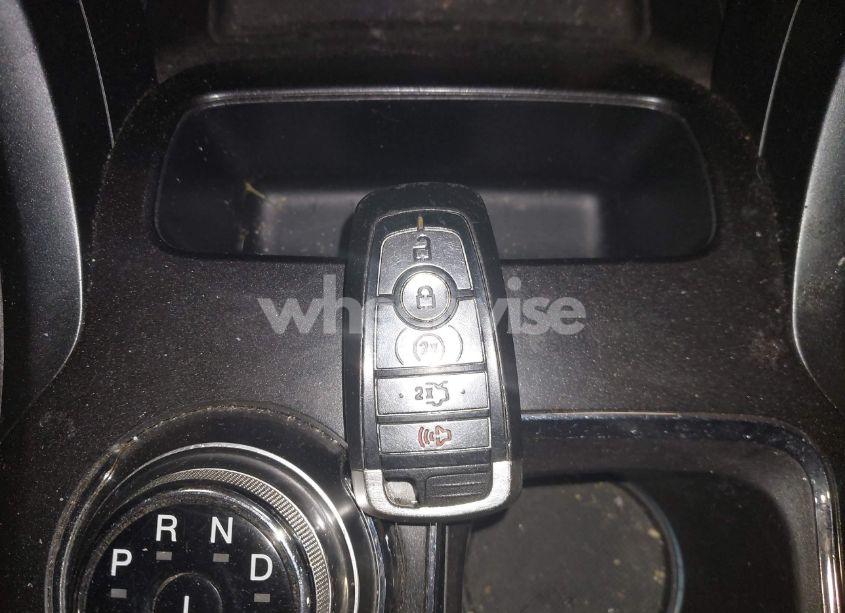 Photo 11 of 2018 Ford Fusion HYBRID TITANIUM (VIN 3FA6P0RU9JR131818)