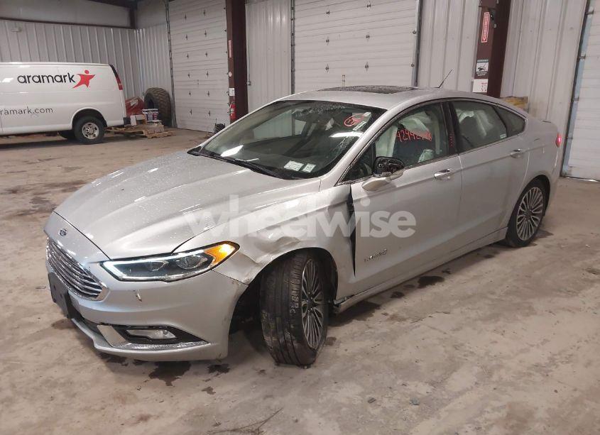Photo 2 of 2018 Ford Fusion HYBRID TITANIUM (VIN 3FA6P0RU9JR131818)