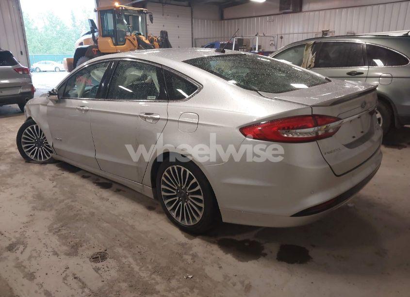 Photo 3 of 2018 Ford Fusion HYBRID TITANIUM (VIN 3FA6P0RU9JR131818)