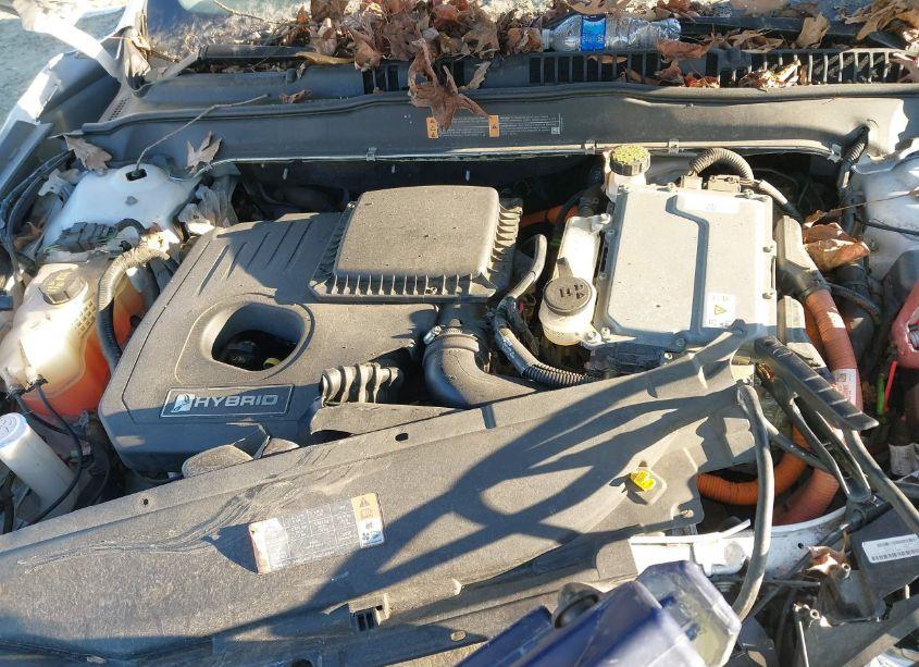 Photo 10 of 2018 Ford Fusion HYBRID TITANIUM (VIN 3FA6P0RUXJR131617)