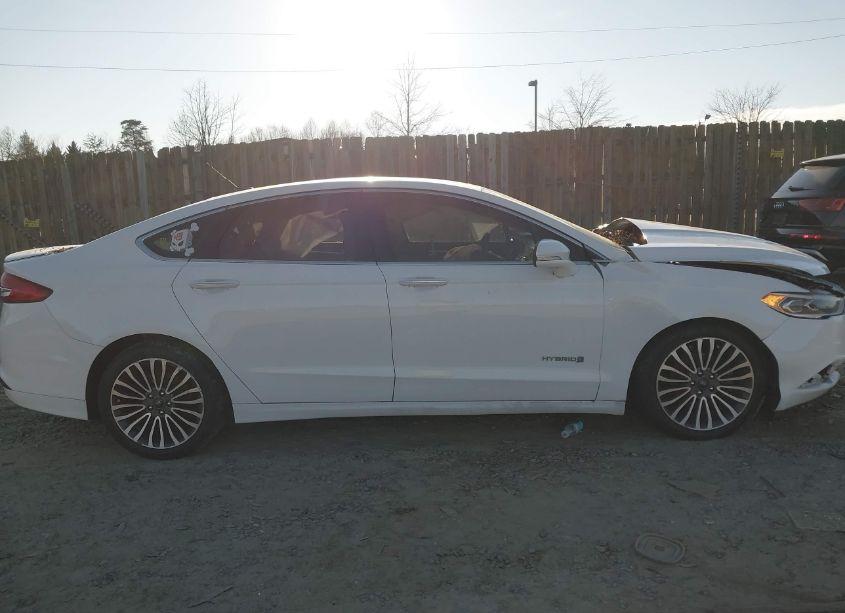 Photo 13 of 2018 Ford Fusion HYBRID TITANIUM (VIN 3FA6P0RUXJR131617)