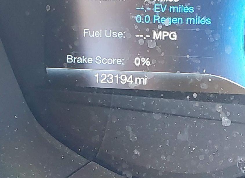 Photo 15 of 2018 Ford Fusion HYBRID TITANIUM (VIN 3FA6P0RUXJR131617)