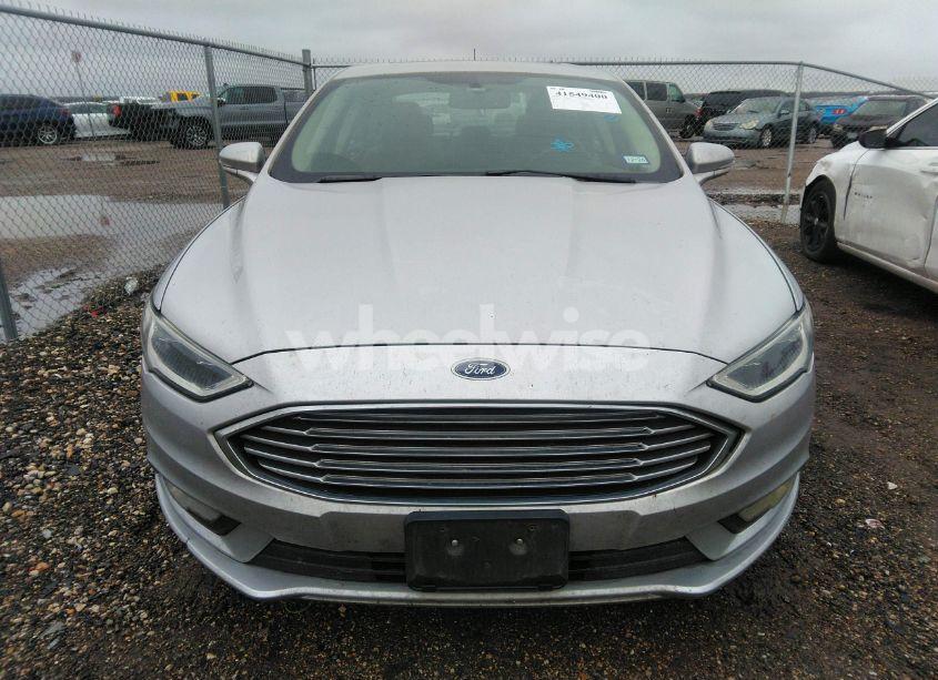 Photo 12 of 2018 Ford Fusion HYBRID TITANIUM (VIN 3FA6P0RUXJR207174)