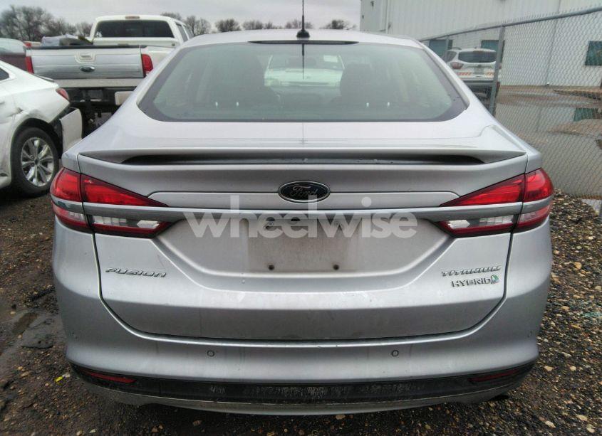 Photo 16 of 2018 Ford Fusion HYBRID TITANIUM (VIN 3FA6P0RUXJR207174)