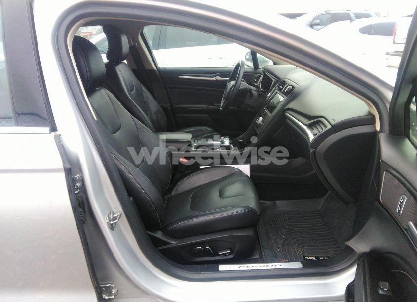 Photo 5 of 2018 Ford Fusion HYBRID TITANIUM (VIN 3FA6P0RUXJR207174)