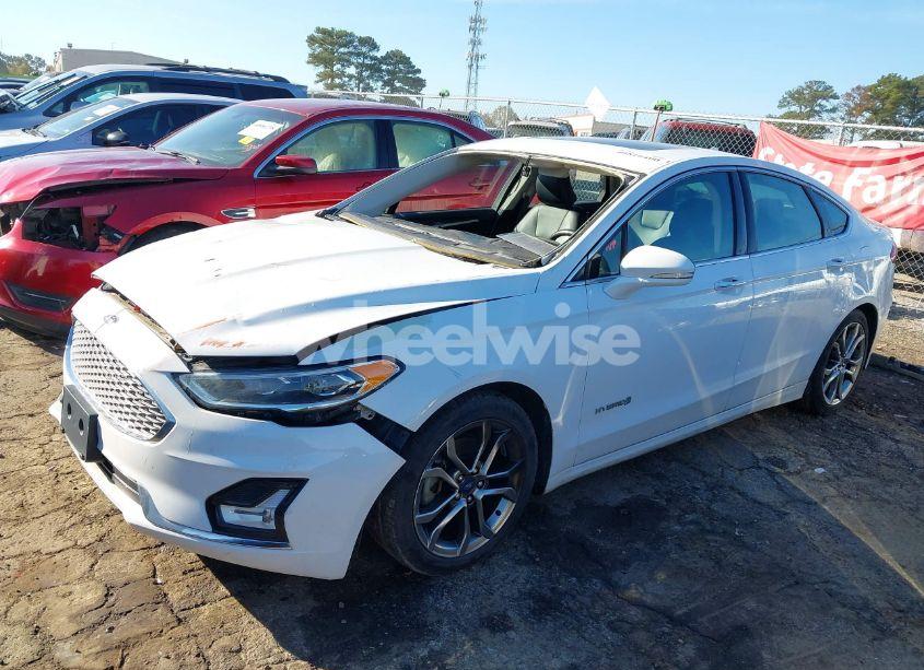 Photo 12 of 2019 Ford Fusion HYBRID TITANIUM (VIN 3FA6P0RUXKR121137)