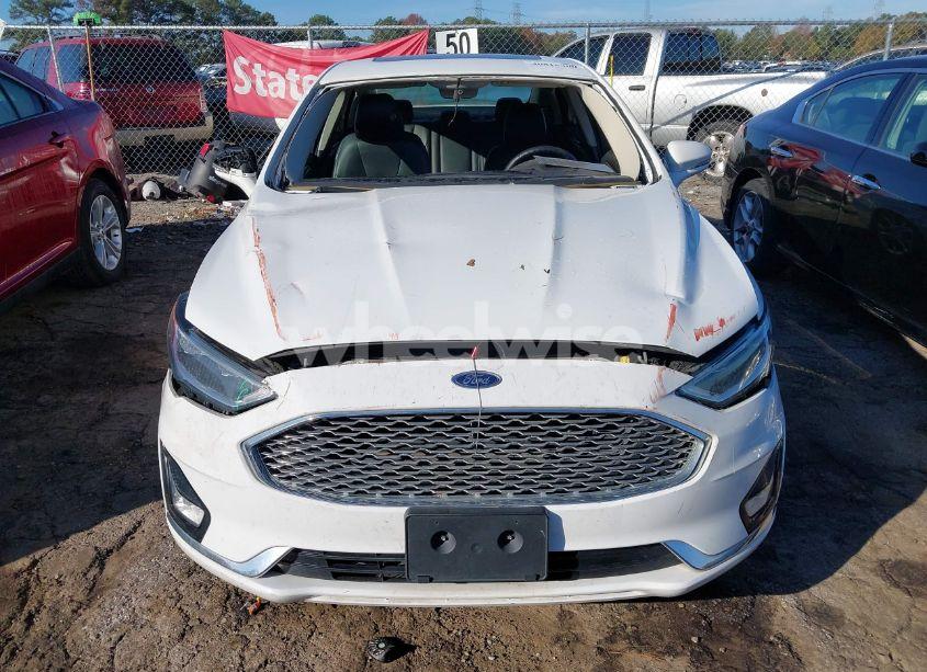 Photo 13 of 2019 Ford Fusion HYBRID TITANIUM (VIN 3FA6P0RUXKR121137)