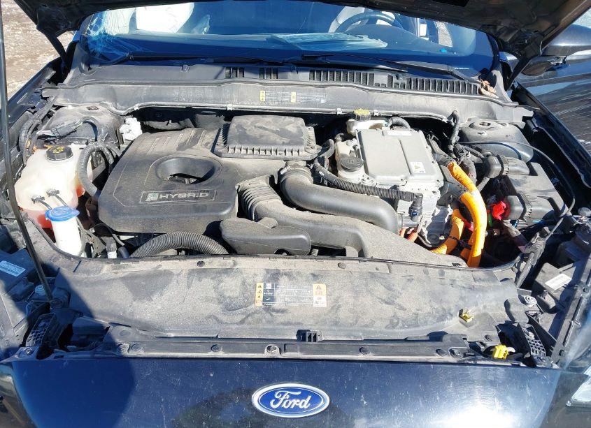Photo 10 of 2020 Ford Fusion HYBRID TITANIUM (VIN 3FA6P0RUXLR100502)