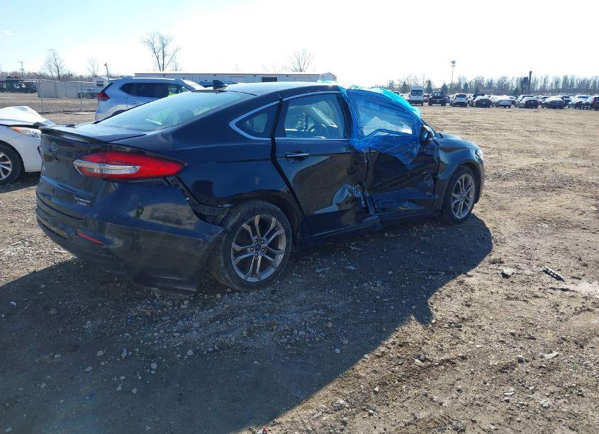 Photo 4 of 2020 Ford Fusion HYBRID TITANIUM (VIN 3FA6P0RUXLR100502)