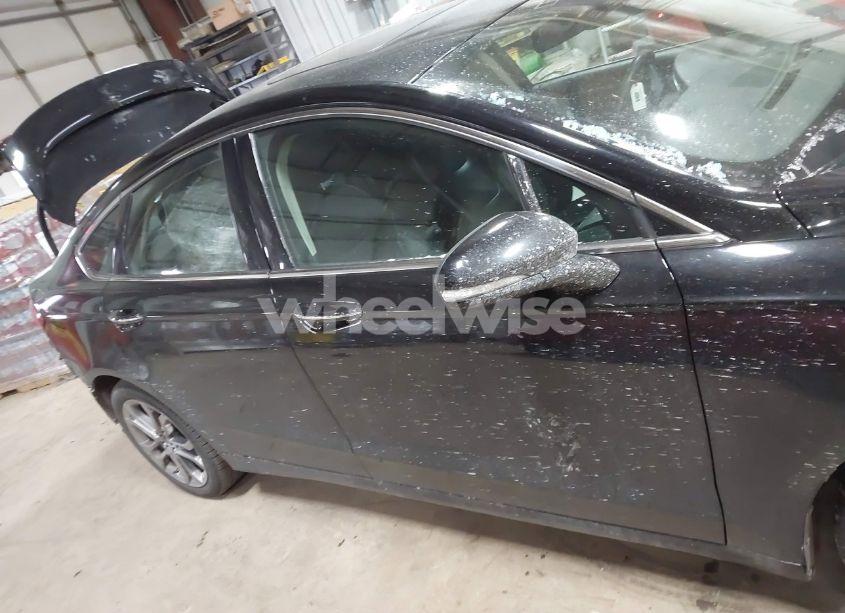Photo 14 of 2020 Ford Fusion HYBRID TITANIUM (VIN 3FA6P0RUXLR157167)