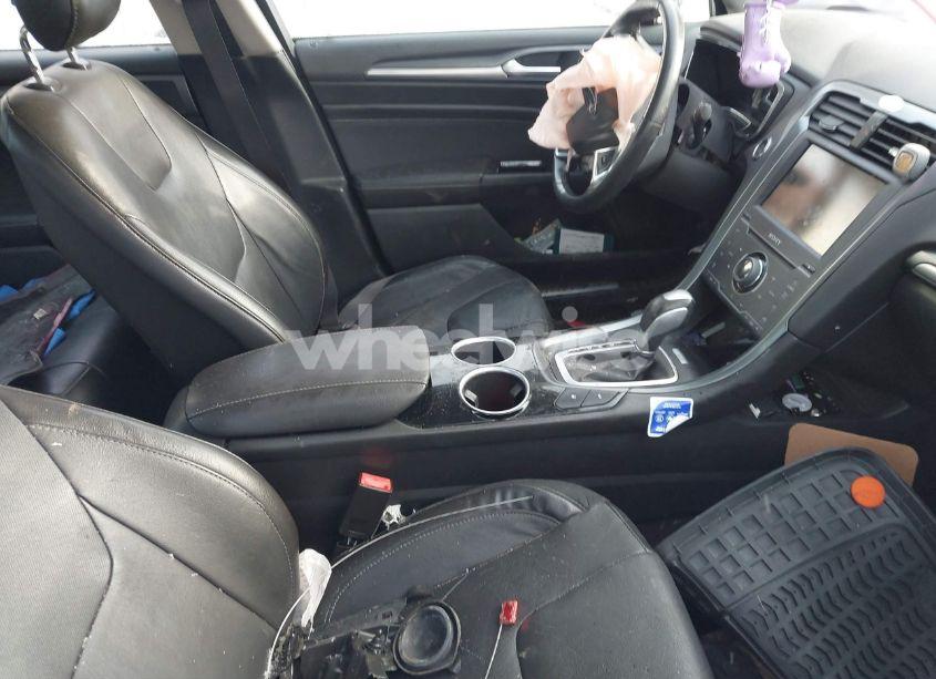 Photo 5 of 2014 Ford Fusion ENERGI TITANIUM (VIN 3FA6P0SU0ER100781)