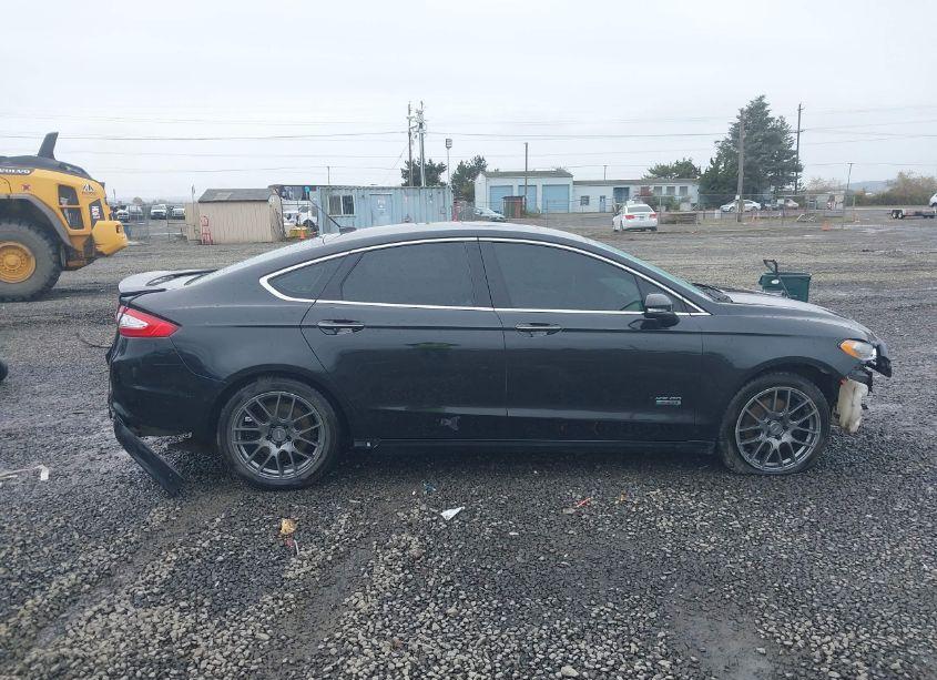 Photo 14 of 2014 Ford Fusion ENERGI TITANIUM (VIN 3FA6P0SU0ER112428)