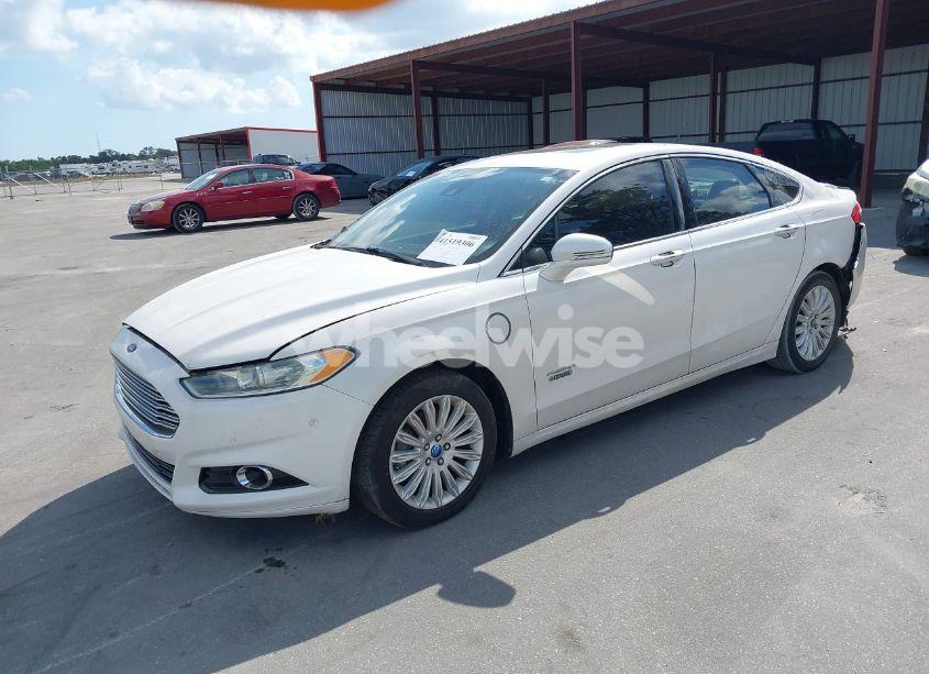 Photo 2 of 2014 Ford Fusion ENERGI TITANIUM (VIN 3FA6P0SU0ER149155)