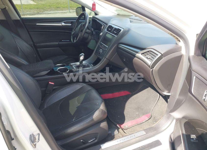 Photo 5 of 2014 Ford Fusion ENERGI TITANIUM (VIN 3FA6P0SU0ER149155)