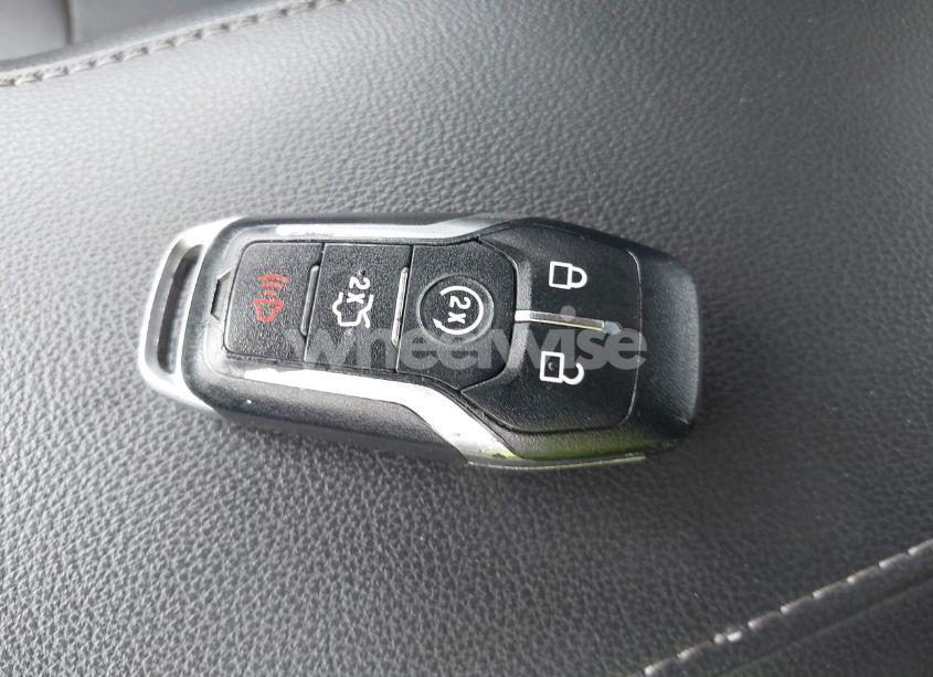 Photo 11 of 2014 Ford Fusion TITANIUM PHEV (VIN 3FA6P0SU0ER269411)