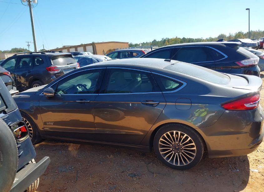 Photo 15 of 2017 Ford Fusion ENERGI PLATINUM (VIN 3FA6P0SU0HR175677)