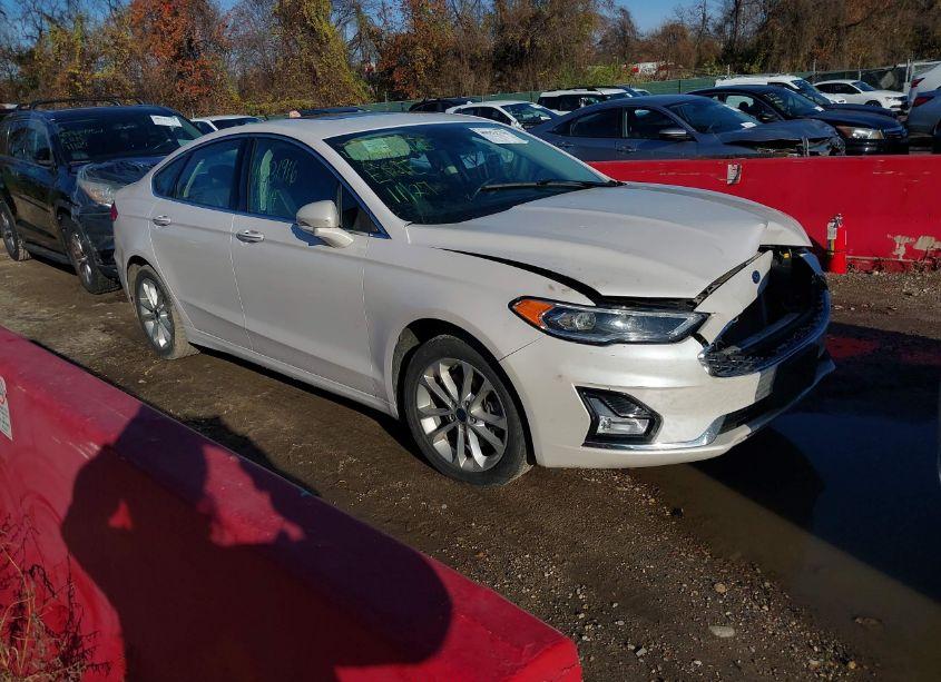 2020 Ford Fusion TITANIUM (VIN 3FA6P0SU0LR105234) main photo
