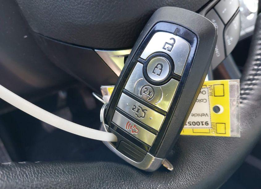Photo 11 of 2020 Ford Fusion TITANIUM (VIN 3FA6P0SU0LR105234)