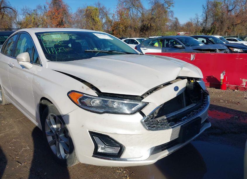 Photo 18 of 2020 Ford Fusion TITANIUM (VIN 3FA6P0SU0LR105234)