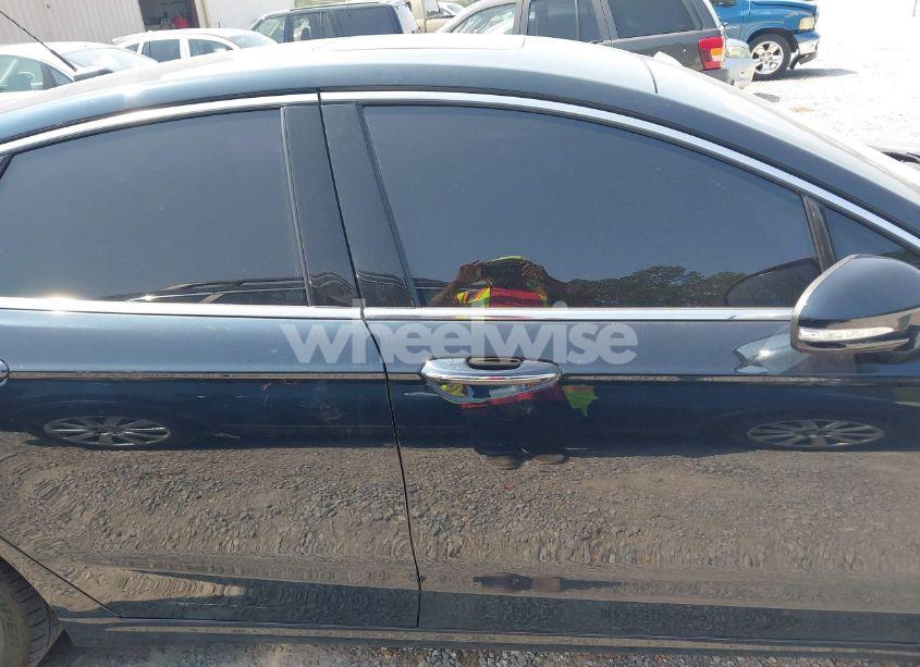 Photo 13 of 2020 Ford Fusion PLUG-IN HYBRID TITANIUM (VIN 3FA6P0SU0LR132241)