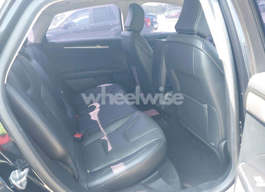 Photo 8 of 2020 Ford Fusion PLUG-IN HYBRID TITANIUM (VIN 3FA6P0SU0LR132241)