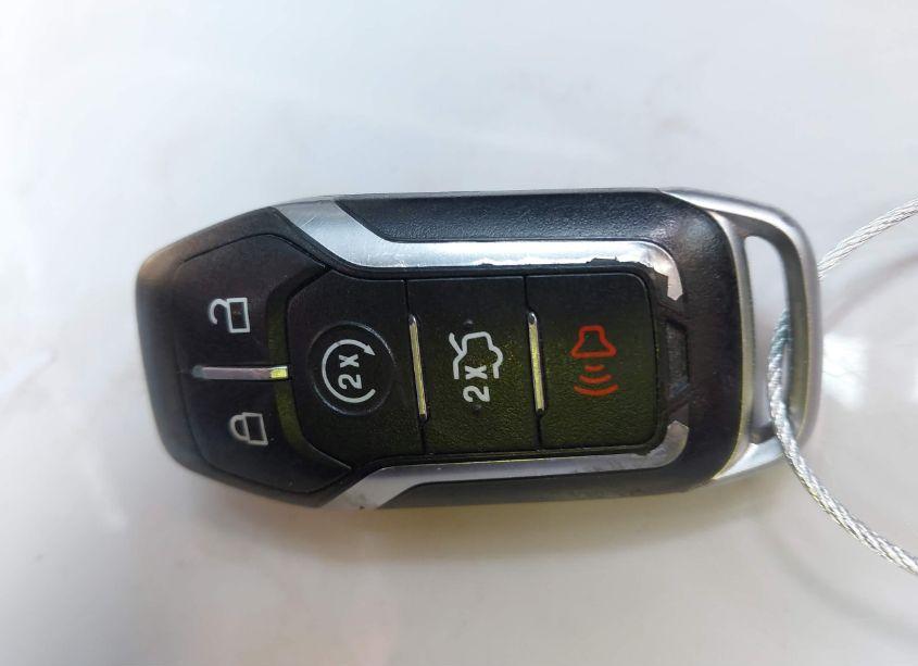 Photo 11 of 2014 Ford Fusion ENERGI TITANIUM (VIN 3FA6P0SU1ER112471)