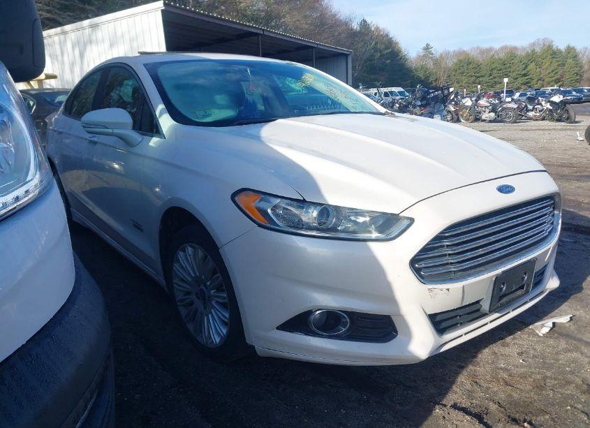 2014 Ford Fusion ENERGI TITANIUM (VIN 3FA6P0SU2ER356713) main photo