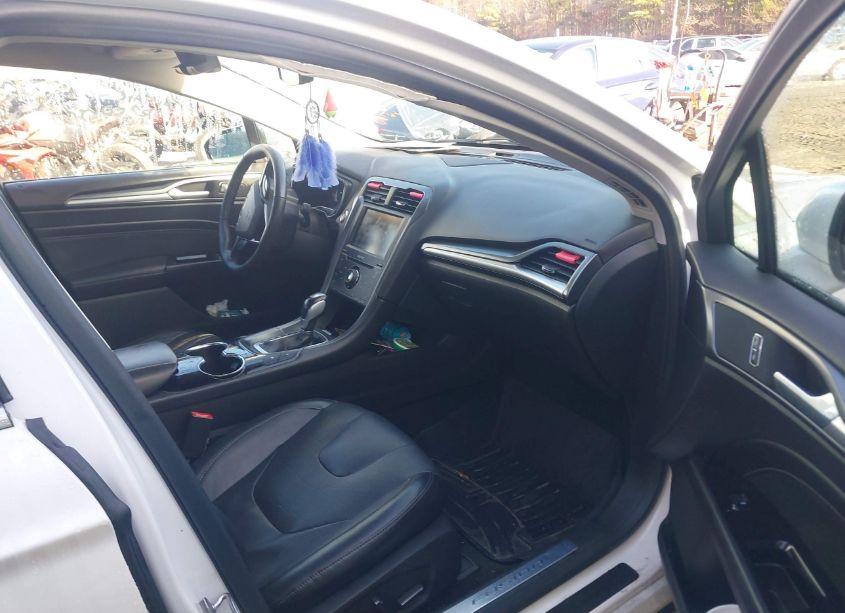 Photo 5 of 2014 Ford Fusion ENERGI TITANIUM (VIN 3FA6P0SU2ER356713)