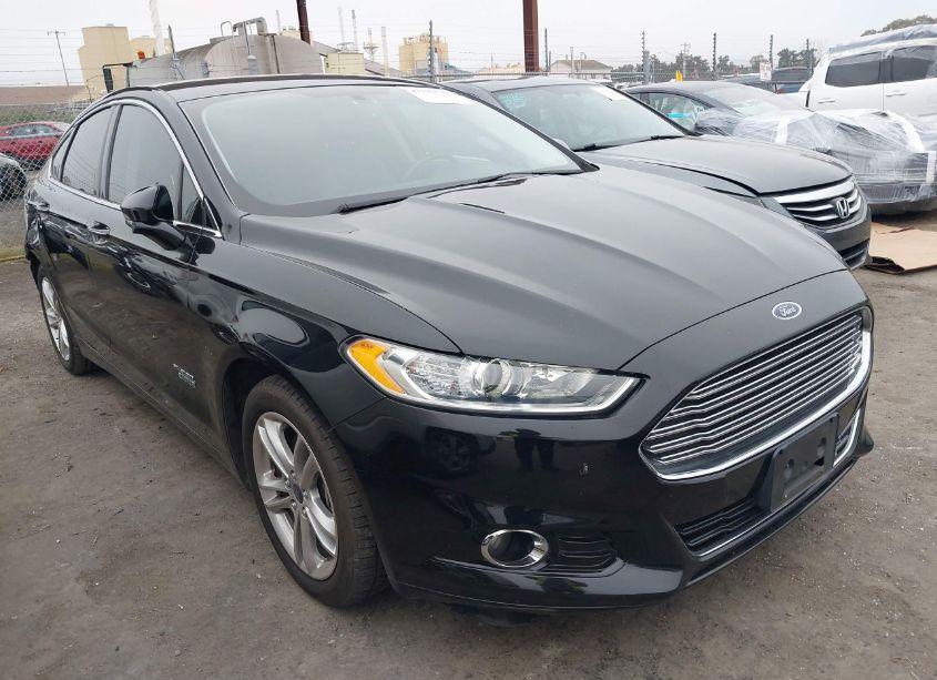 2016 Ford Fusion ENERGI TITANIUM (VIN 3FA6P0SU2GR229947) main photo