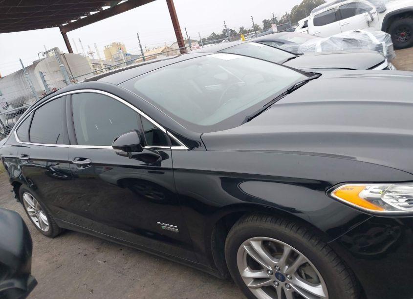 Photo 14 of 2016 Ford Fusion ENERGI TITANIUM (VIN 3FA6P0SU2GR229947)