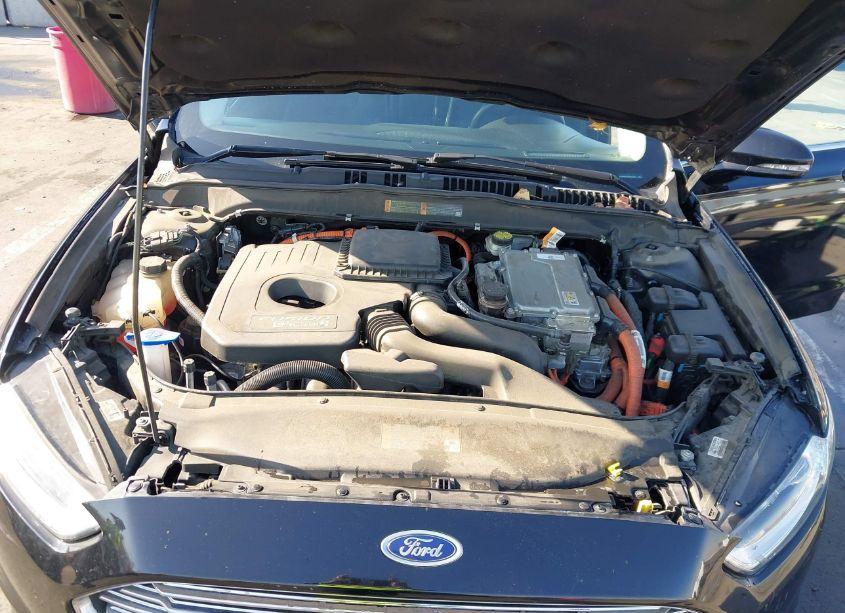 Photo 10 of 2016 Ford Fusion ENERGI TITANIUM (VIN 3FA6P0SU2GR315484)