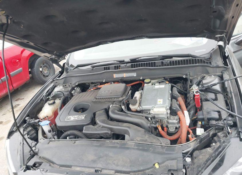 Photo 10 of 2015 Ford Fusion ENERGI TITANIUM (VIN 3FA6P0SU3FR205395)