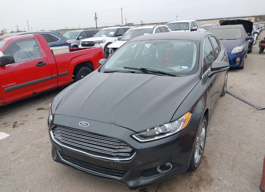 Photo 6 of 2015 Ford Fusion ENERGI TITANIUM (VIN 3FA6P0SU3FR205395)