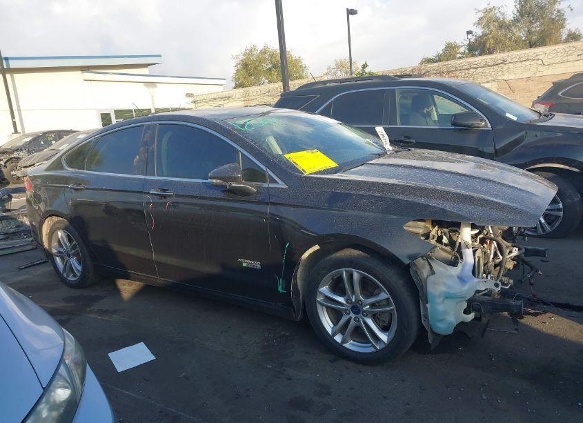 Photo 14 of 2015 Ford Fusion ENERGI TITANIUM (VIN 3FA6P0SU3FR280906)