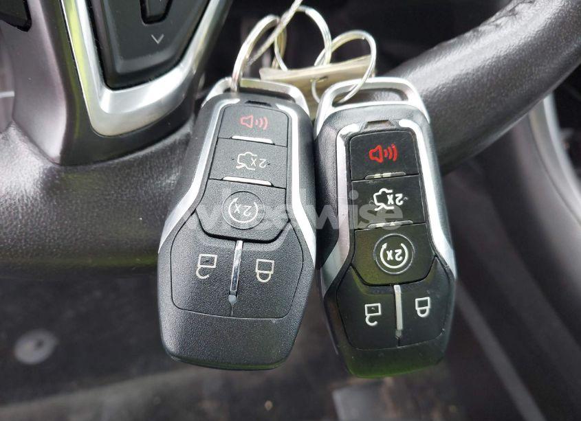 Photo 11 of 2016 Ford Fusion ENERGI TITANIUM (VIN 3FA6P0SU3GR270538)