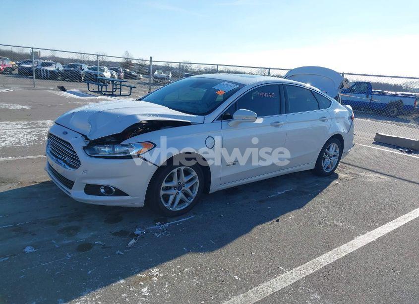 Photo 2 of 2016 Ford Fusion ENERGI TITANIUM (VIN 3FA6P0SU3GR304560)
