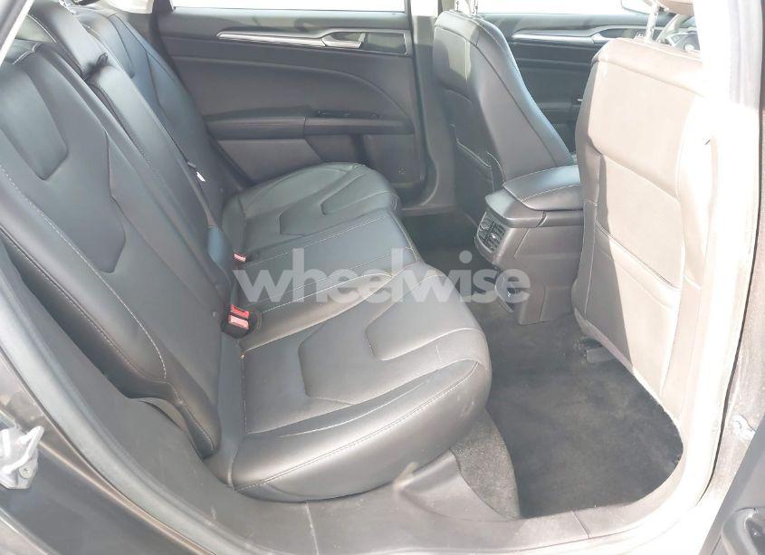 Photo 8 of 2016 Ford Fusion ENERGI TITANIUM (VIN 3FA6P0SU3GR349501)