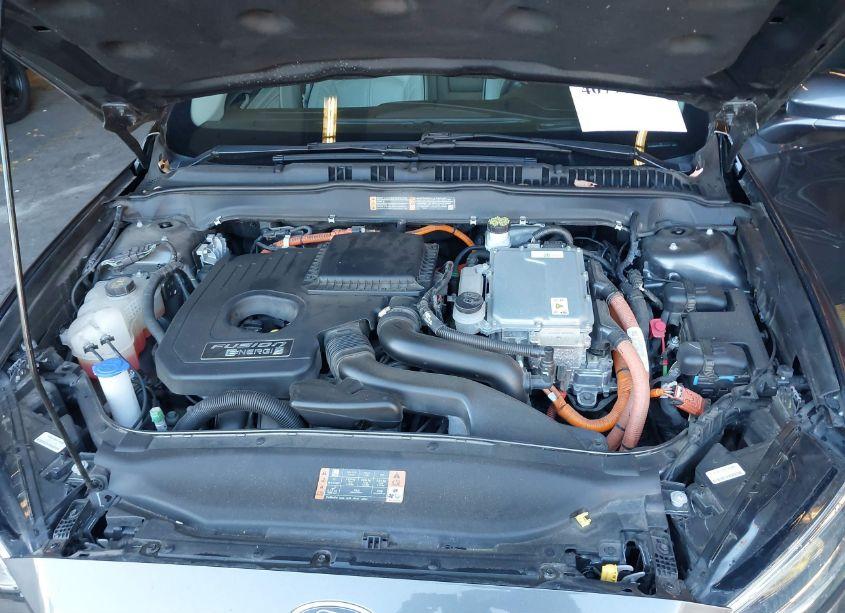 Photo 10 of 2018 Ford Fusion ENERGI PLATINUM (VIN 3FA6P0SU3JR145448)