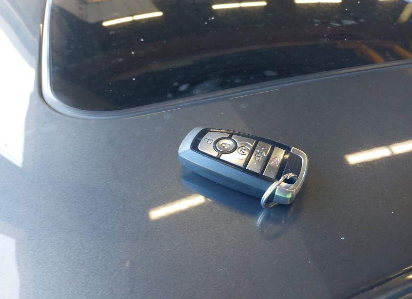 Photo 11 of 2018 Ford Fusion ENERGI PLATINUM (VIN 3FA6P0SU3JR145448)