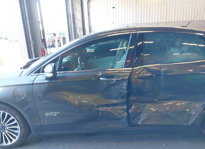 Photo 19 of 2018 Ford Fusion ENERGI PLATINUM (VIN 3FA6P0SU3JR145448)