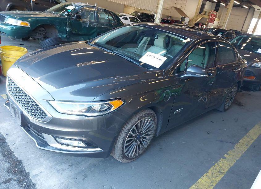 Photo 2 of 2018 Ford Fusion ENERGI PLATINUM (VIN 3FA6P0SU3JR145448)