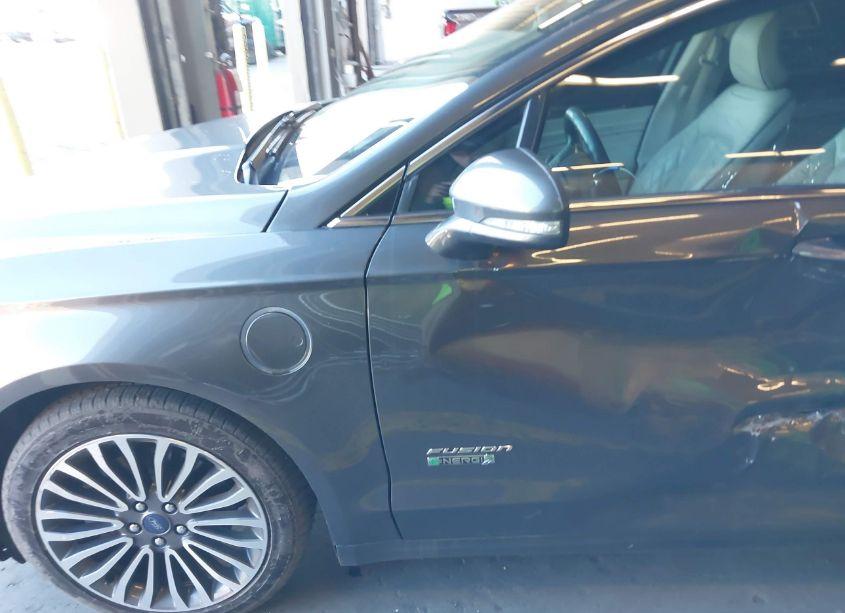 Photo 20 of 2018 Ford Fusion ENERGI PLATINUM (VIN 3FA6P0SU3JR145448)