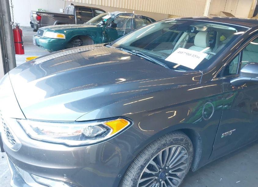 Photo 21 of 2018 Ford Fusion ENERGI PLATINUM (VIN 3FA6P0SU3JR145448)