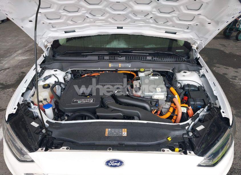 Photo 10 of 2019 Ford Fusion ENERGI TITANIUM (VIN 3FA6P0SU3KR248581)