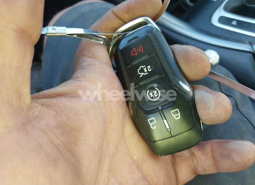 Photo 11 of 2015 Ford Fusion ENERGI TITANIUM (VIN 3FA6P0SU4FR190471)